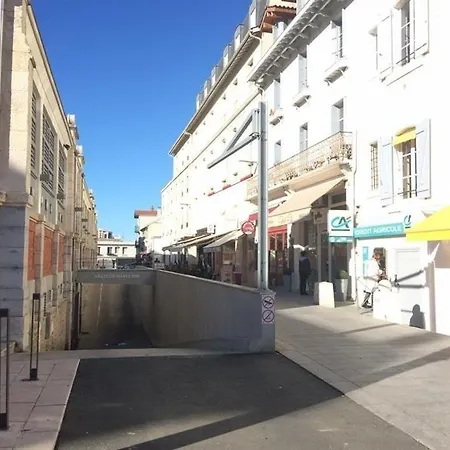 アパート Peyroloubilh : Vacances De Charme En Centre-ville ビアリッツ